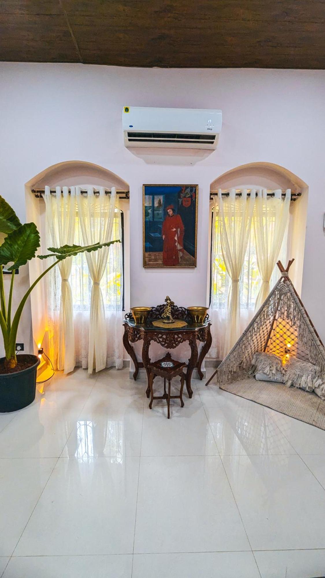 The First House By V3Homestay 4Bhk Private Pool Калангуте Екстериор снимка
