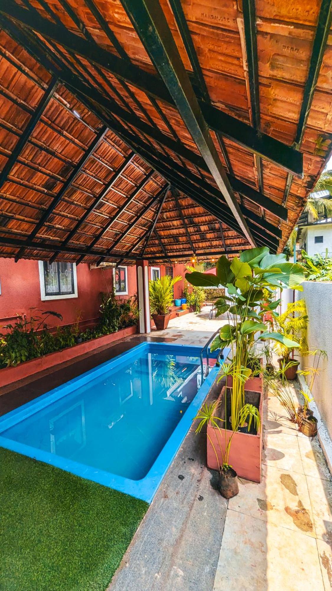 The First House By V3Homestay 4Bhk Private Pool Калангуте Екстериор снимка
